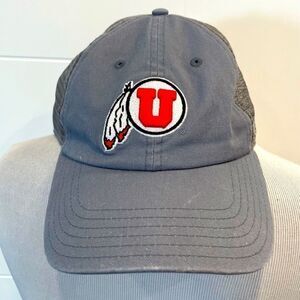 Gently used. Gray ball cap. Mesh back, snap back. Red drum and feather.